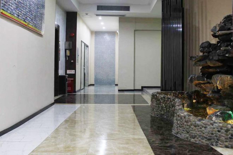 Others 4, Super 8 Lechang Shaoguan Renmin Middle Road, Shaoguan