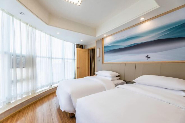 Bedroom 3, Vienna Hotel (Xupu Wanda Plaza), Huaihua