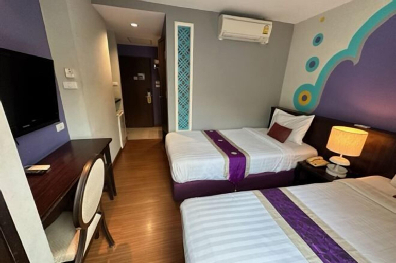 Bedroom 23
