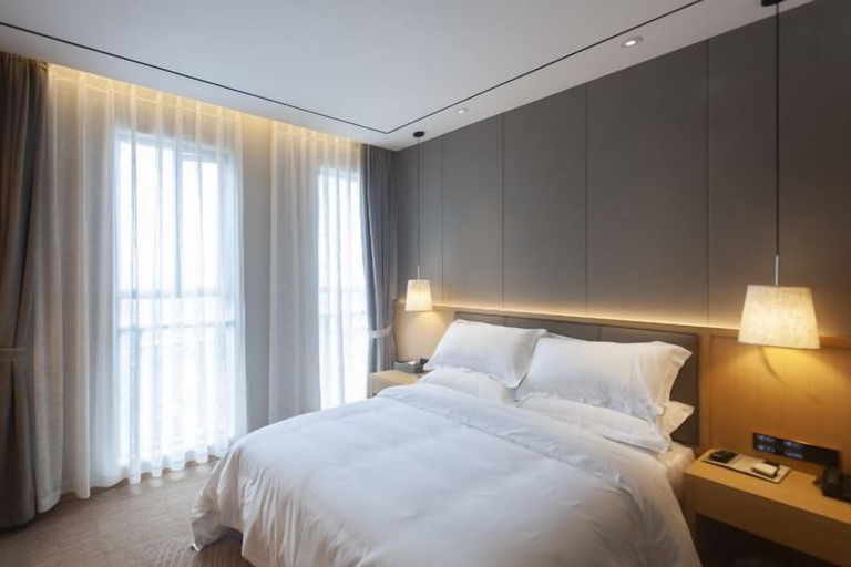 Bedroom 3, Deepness Hotel, Wenshan Zhuang and Miao