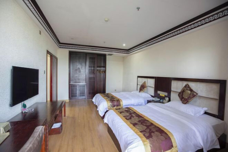 Bedroom 3, Dongxing Zijin Hotel, Fangchenggang