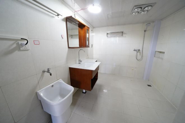 Bathroom 3, Dream Garden B&B, Guiyang