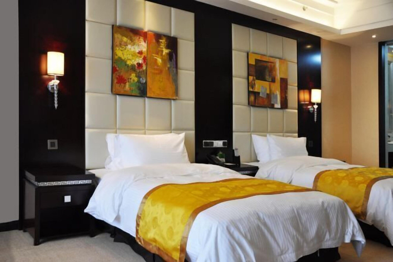 Bedroom 3, Xingyu Tangsuge Desert Hot Spring Hotel, Ordos