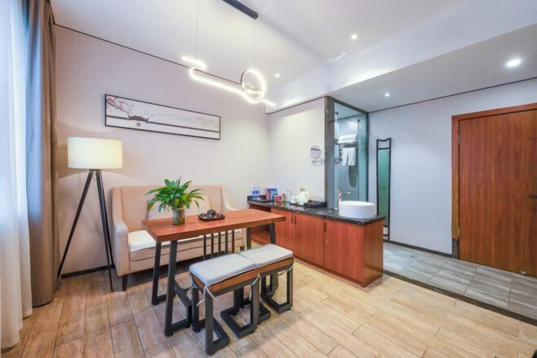 Others 5, Mini Hotel, Huaihua