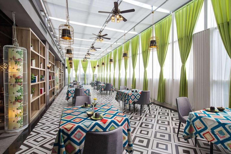 Food & Drinks 4, Ramada by Wyndham Liuzhou Luzhai, Liuzhou