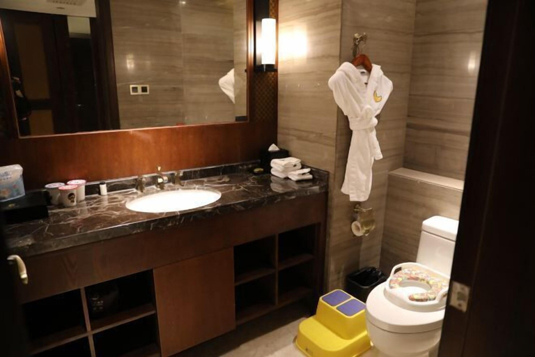 Bathroom 4, Zhangzhou Longjia Hotel, Zhangzhou