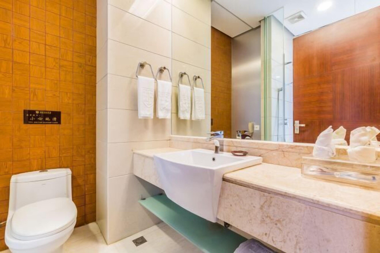 Bathroom 5