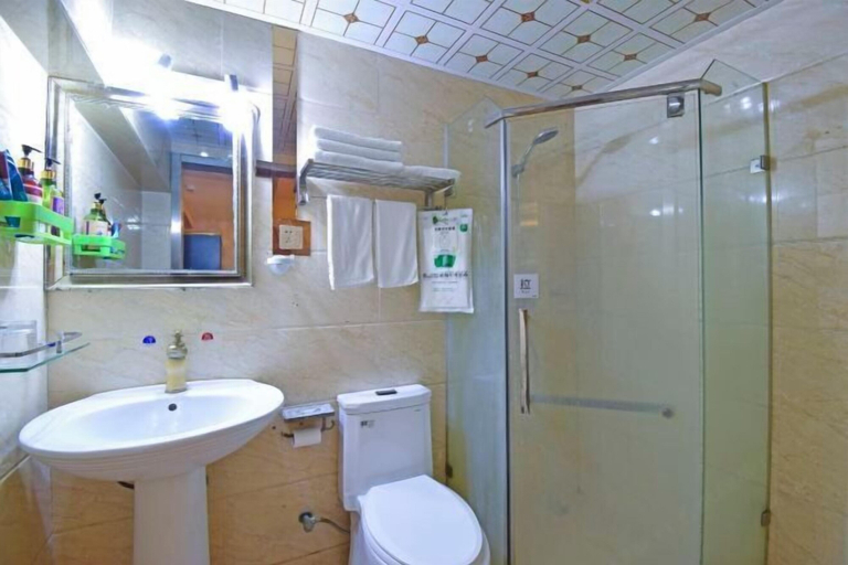 Bathroom 4, Yidun Hotel, Chongqing