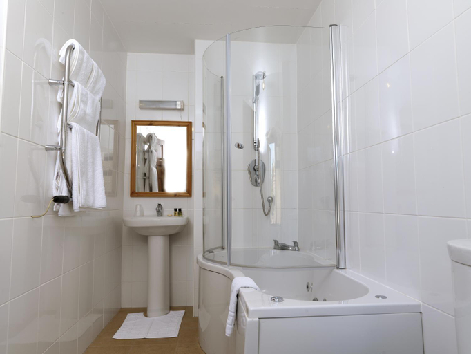 Bathroom, Soulton Hall, Shropshire