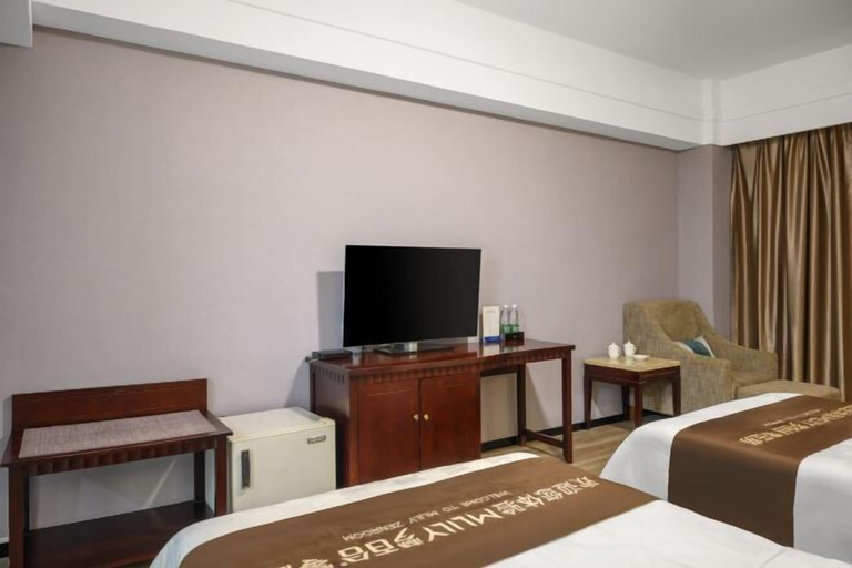 Bedroom 3, Hai Tian Holiday Inn, Zhengzhou