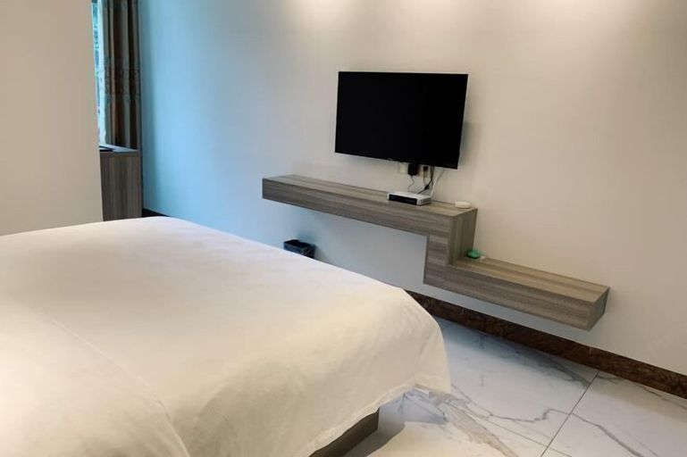 Bedroom 6