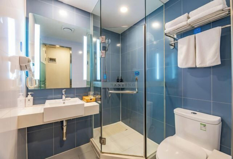 Bathroom 4, HanTing Hotel (Jilin Street Railway Station), Jilin