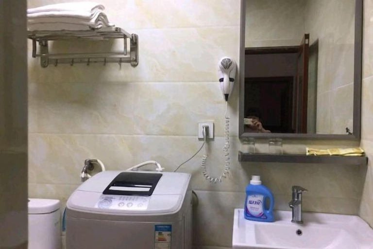 Bathroom 3, Wenxin Hotel, Zhaoqing
