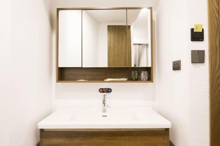 Bathroom 3, Liuwang Hotel, Wenzhou