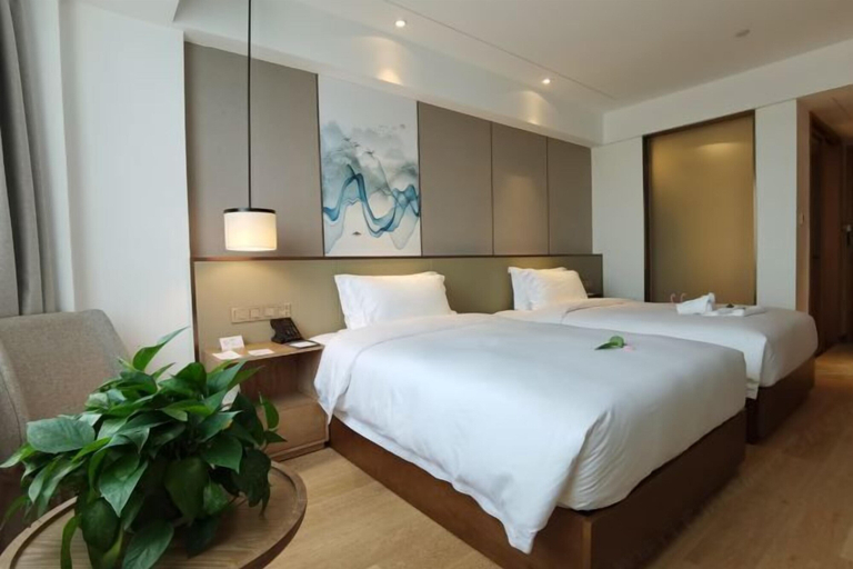 Bedroom 2, Dragon Bay Peninsula Resort Liangzi Lake Wuhan, Wuhan
