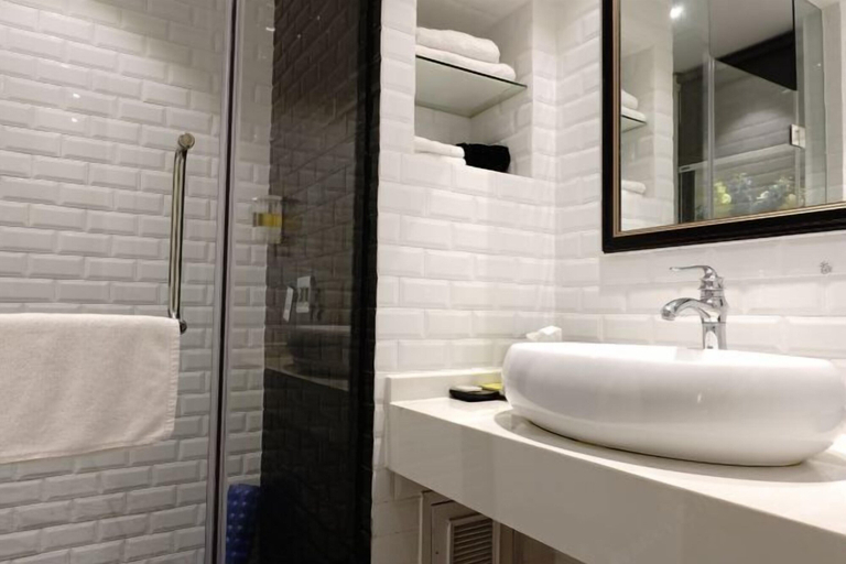 Bathroom 3, Fanpu Art Hotel, Jiaxing