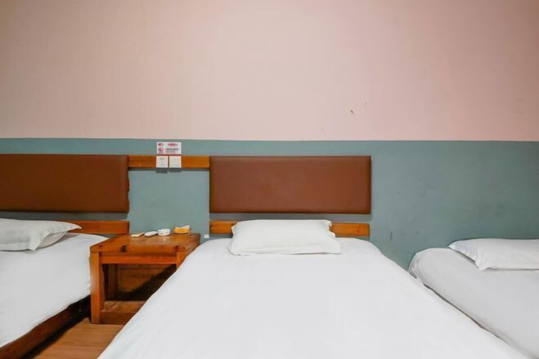 Bedroom 2, Yushan Chunhui Express Hotel, Shangrao