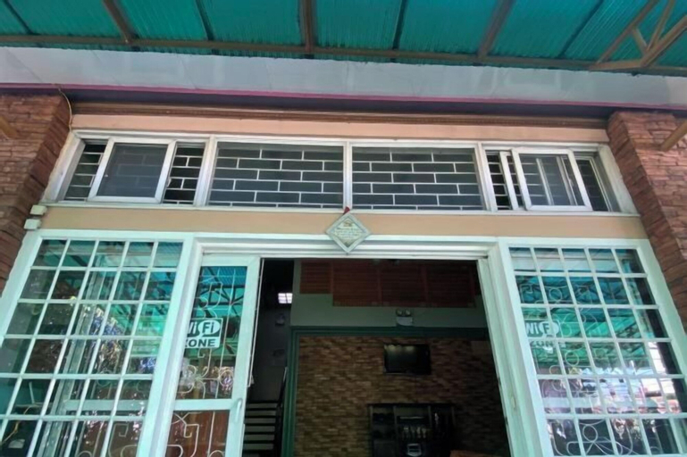 Exterior & Views 2, RedDoorz Hostel @ MRC Residences Baguio, Baguio City