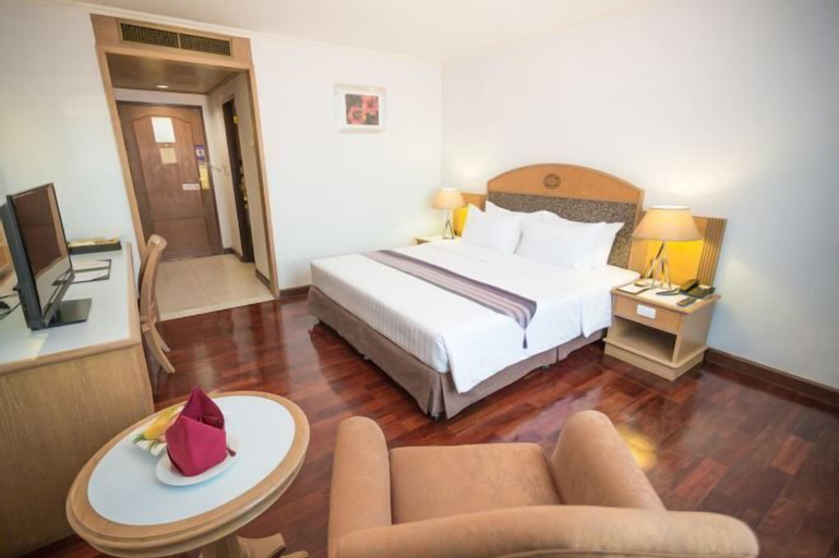 Bedroom 8