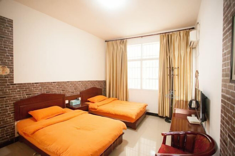 Bedroom 4, Nilv Flower Time International Youth Hostel, Honghe Hani and Yi
