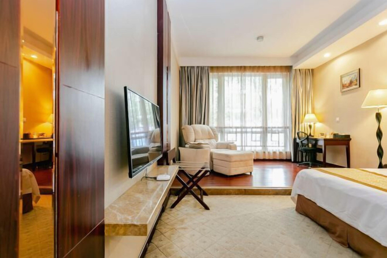 Bedroom 3, East Hotel, Neijiang]]