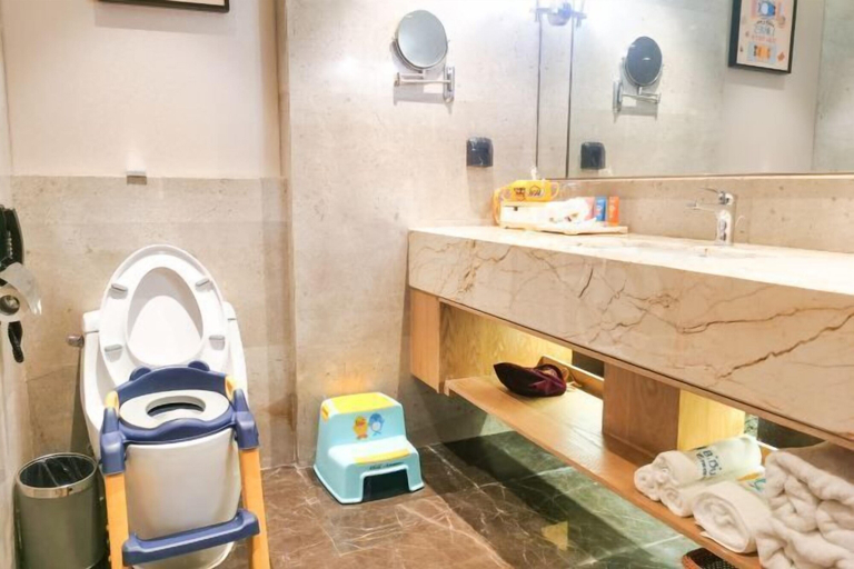 Bathroom 4, Bolifei Hotel, Nanning