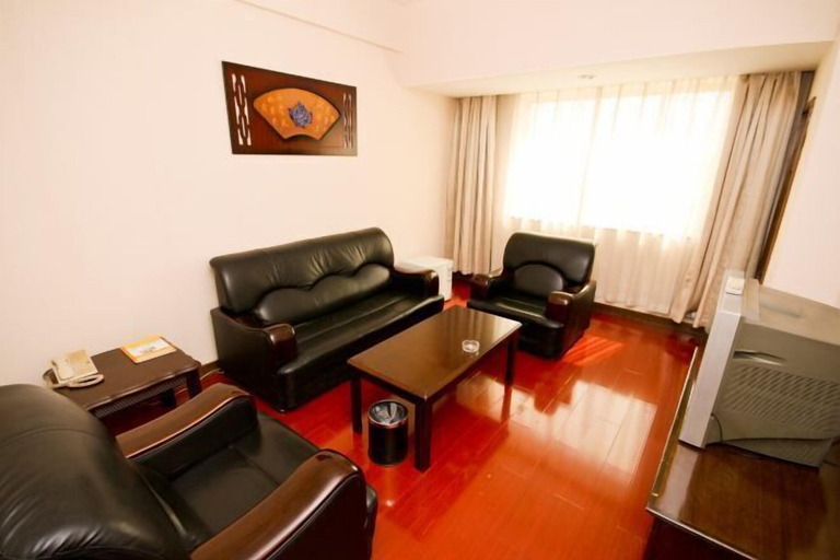 Others 4, Yinhe Hotel, Weinan