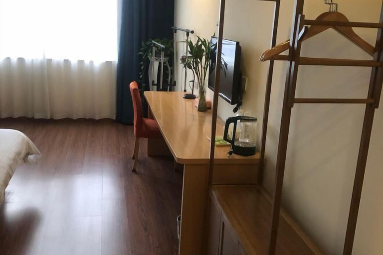 Bedroom 3, Pebble Motel (Jianhu Bus Station), Yancheng