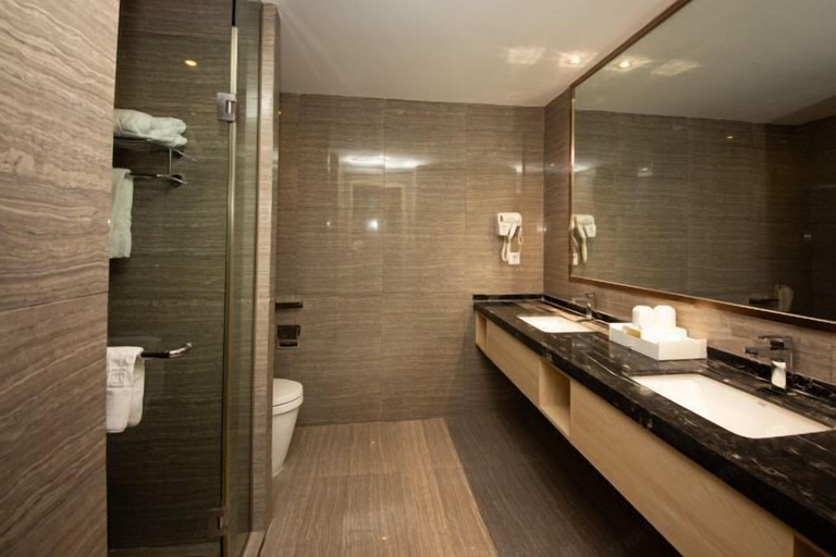 Bathroom 4, Haowangjiao Hotel, Ningde
