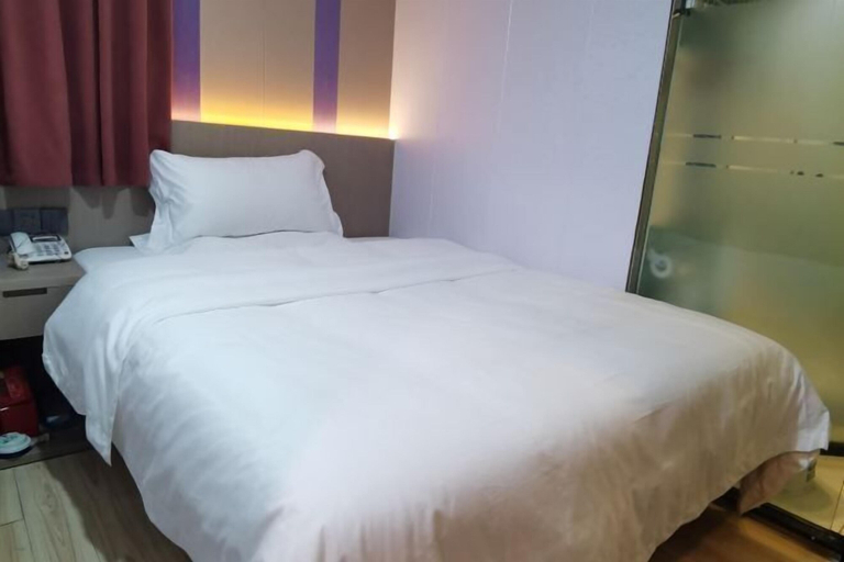 Bedroom 2, Wenbo Hotel, Shenzhen