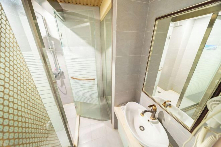 Bathroom 4, SU HAO Hotel (Binwang Night Market), Jinhua