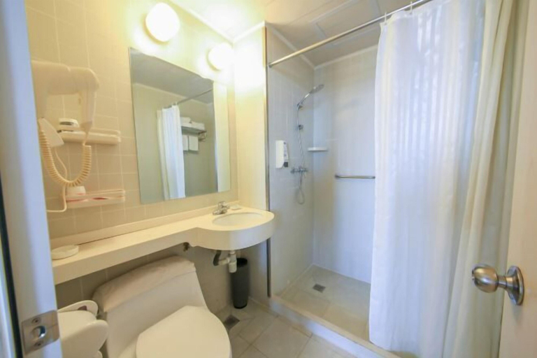 Bathroom 4, Jinjiang Inn (Ulanqab Jining Railway Station Xingfu Road), Ulaan Chab