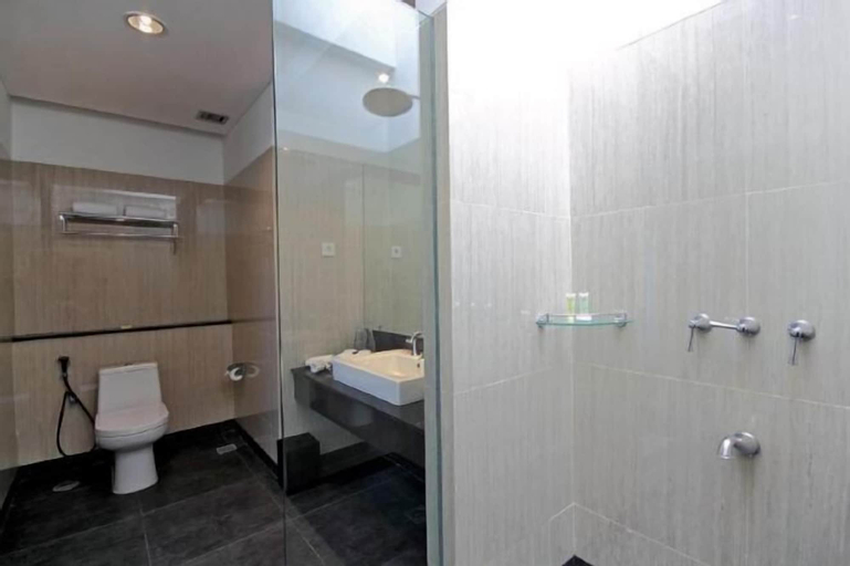 Bathroom 3