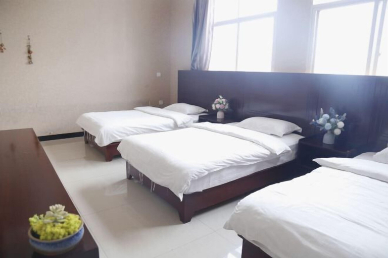 Bedroom 3, Nilv Flower Time International Youth Hostel, Honghe Hani and Yi