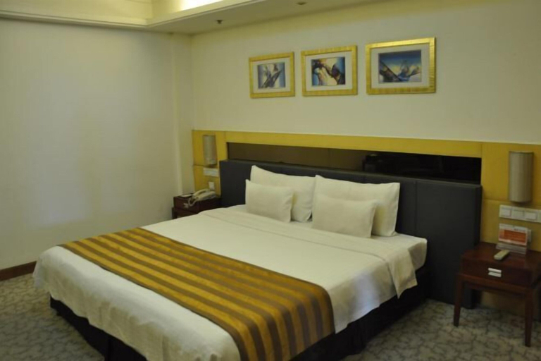 Bedroom 3, Federation AVIC Business Hotel (Xi'an Bell and Drum Tower), Xi'an