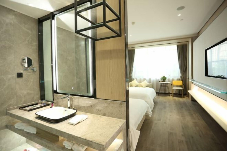Bathroom 4, Yi Hotel (Yancheng Champagne Mansion), Yancheng