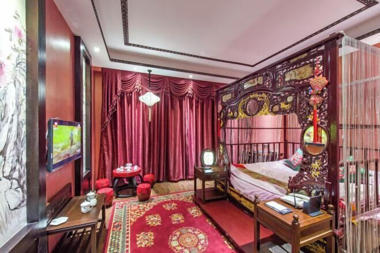 Bedroom 3, Biancheng Gushi Theme Culture Hotel, Xiangxi Tujia and Miao