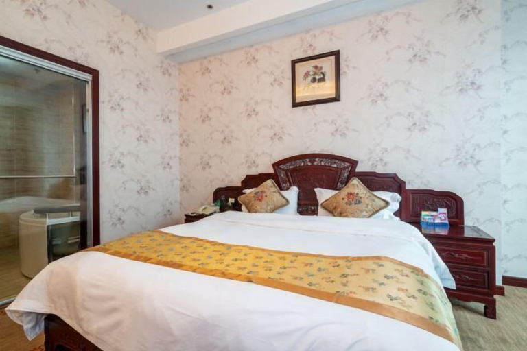 Bedroom 3, Y. H. Continental Grand Hotel, Sanming