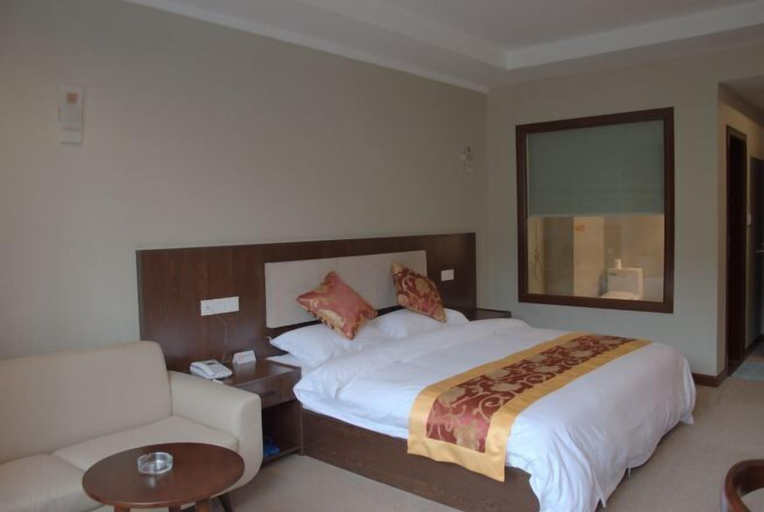 Bedroom 2, Guihong Hotel, Zunyi