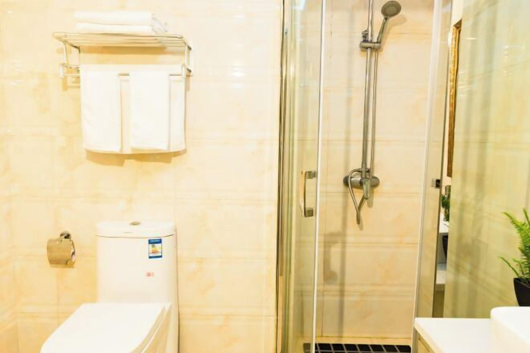 Bathroom 4, Anmen Lijiang Inn, Huangshan