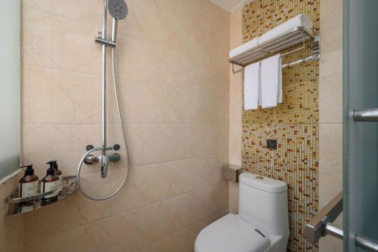 Bathroom 4, ManZhou International Hotel (Anxi Tea City), Quanzhou