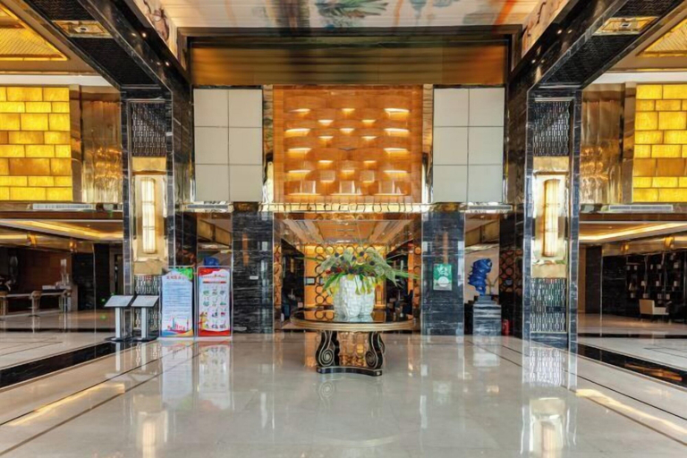 Others 5, Nine Dragon Hotel, Jincheng
