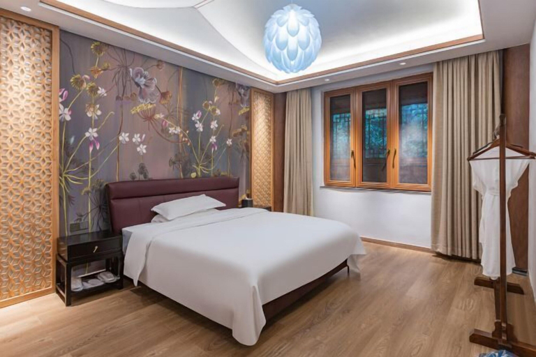 Bedroom 3, Xiuhe Hot Spring Holiday Hotel, Jiujiang