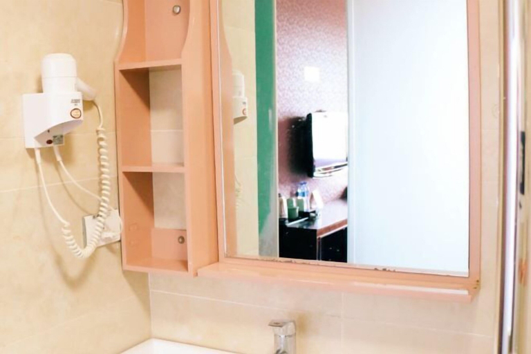Bathroom 3, NANYUAN INN Hotel (Lishui High-speed Railway Station), Lishui