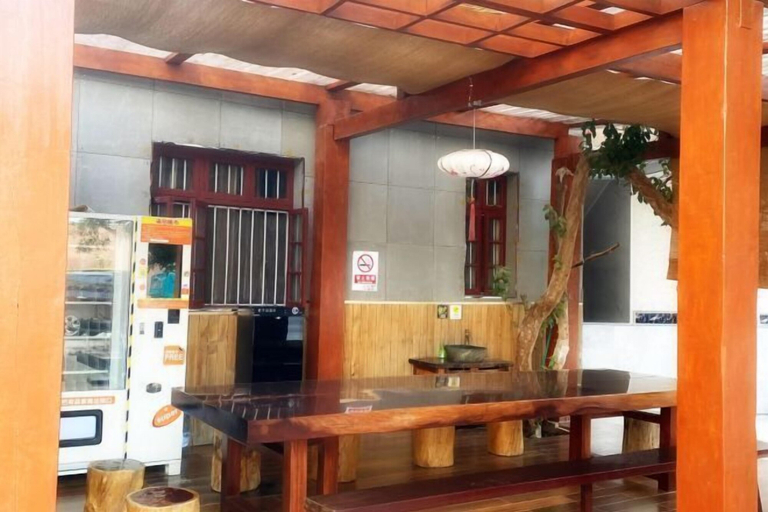 Others 5, Shadian Ping'an Inn, Honghe Hani and Yi