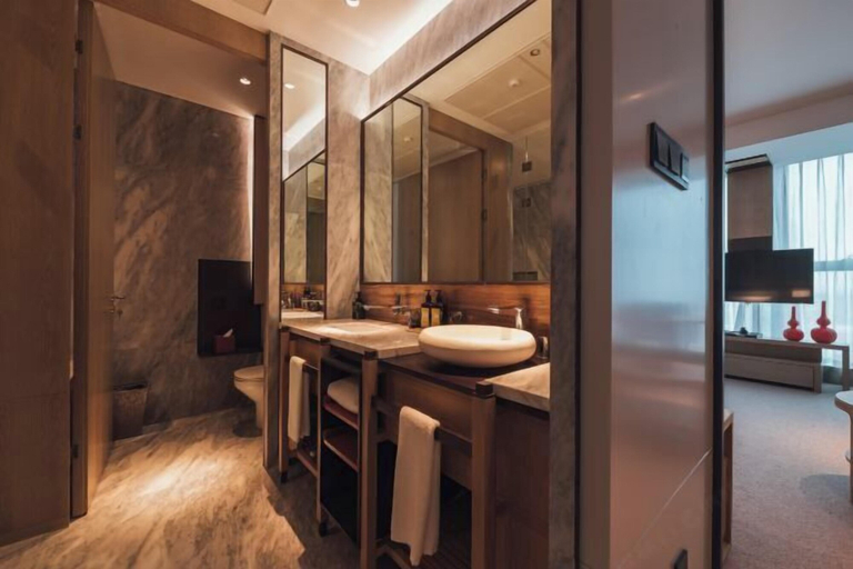 Bathroom 4, Zhenhe Yiting Hotel, Ningbo