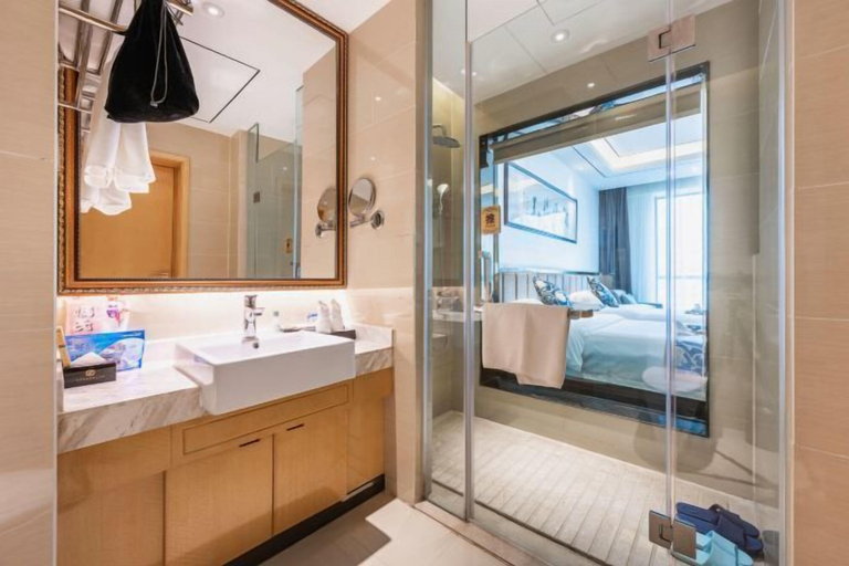 Bathroom 3, Hezhou Hongrui International Hotel, Linxia Hui