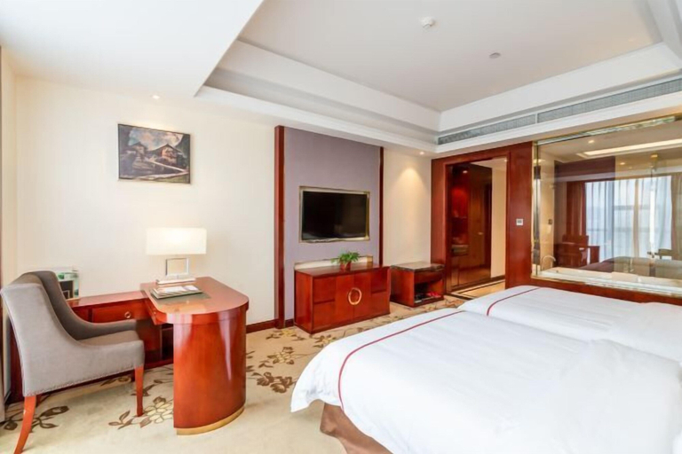 Bedroom 3, Xuanhan Jincheng Hotel, Dazhou