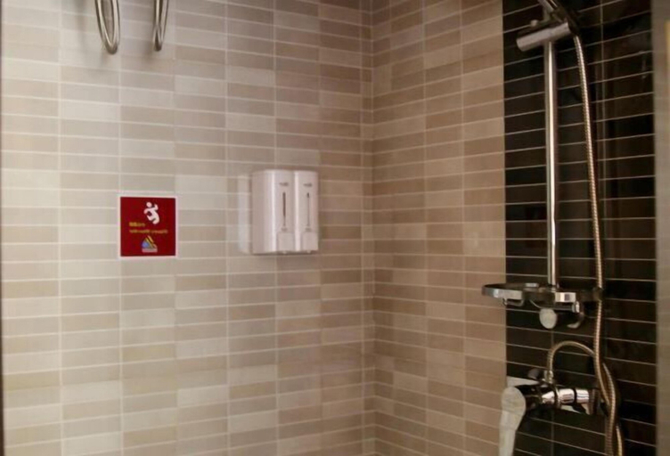 Bathroom 3, Huadu Modern Business Hotel (Jiaohe Boutique), Jilin