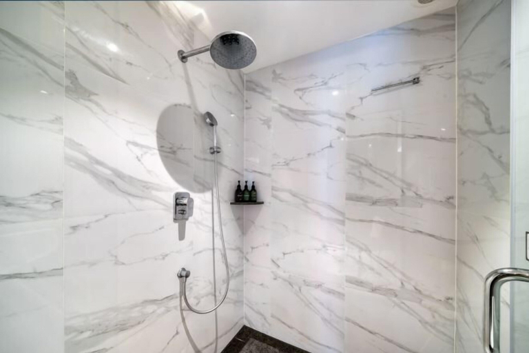 Bathroom 4, BBH Hotel (Xinchang Ocean City), Shaoxing